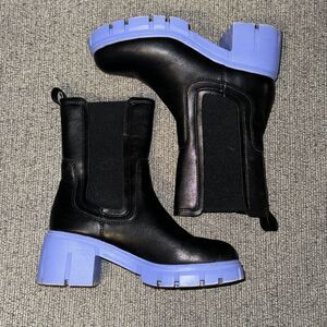 Tinstree Women's Chelsea Sz 6 Black Leather Round Toe Chunky Block Heel Boots